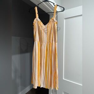 Market & Spruce Strapless Yellow and White Dress